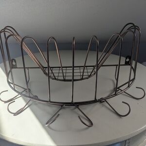 Bronze Metal Wall-Mounted Plate Rack With 6 Mug Hooks